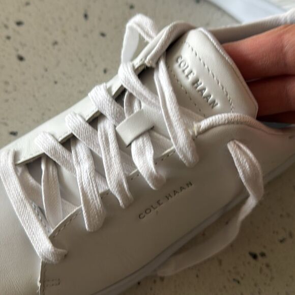 Cole Haan Women’s White Soft Leather Sneakers Casual Shoes Size 9.5 EUC - Picture 5 of 12